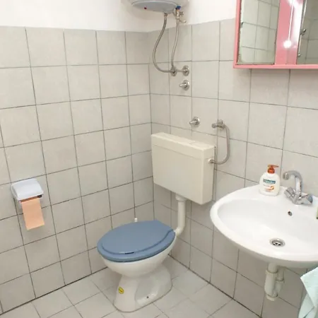 With Parking Space - 4192 Vodice